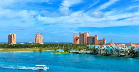 Front de mer aux Bahamas pour illustrer la question de la sécurité